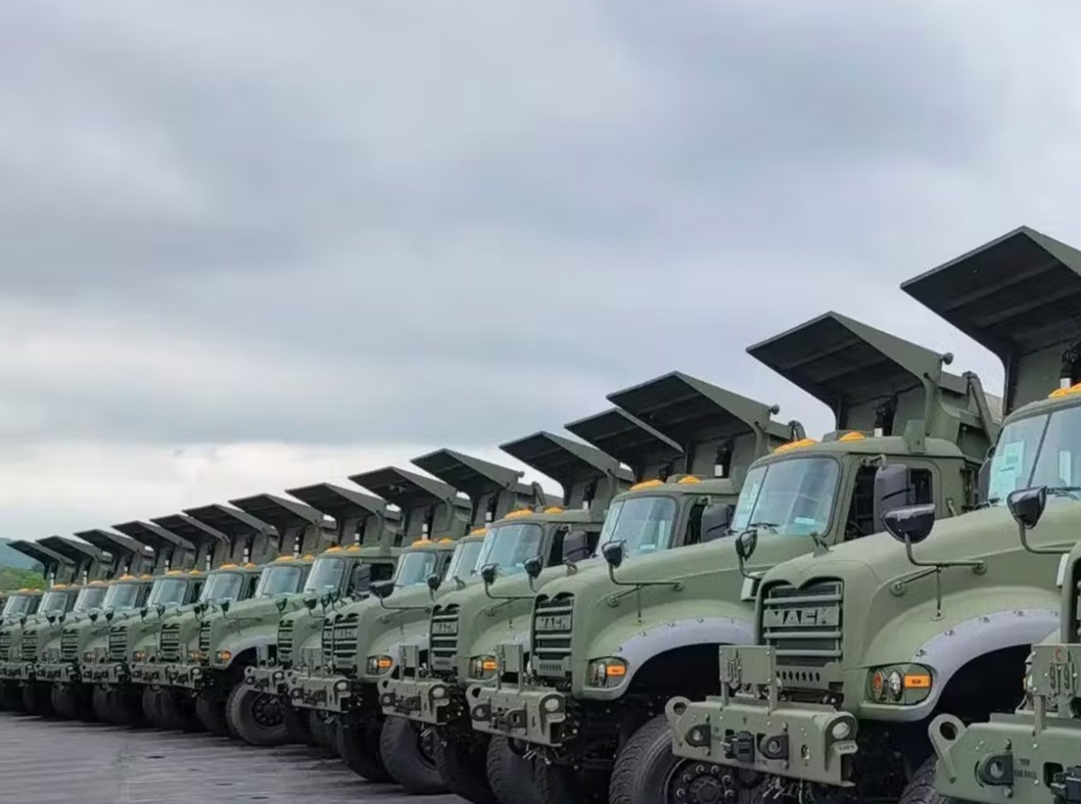L’armée américaine commande des camions Mack