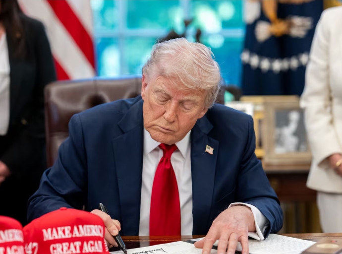 Trump annule l’obligation de la vente uniquement de voitures électriques en Californie dès 2035