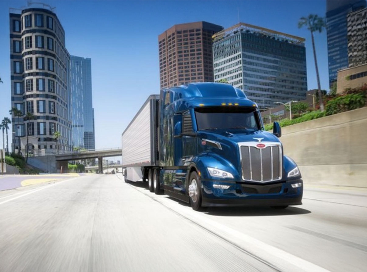 le-tout-dernier-bendix-fusion-adas-disponible-sur-les-peterbilt-579