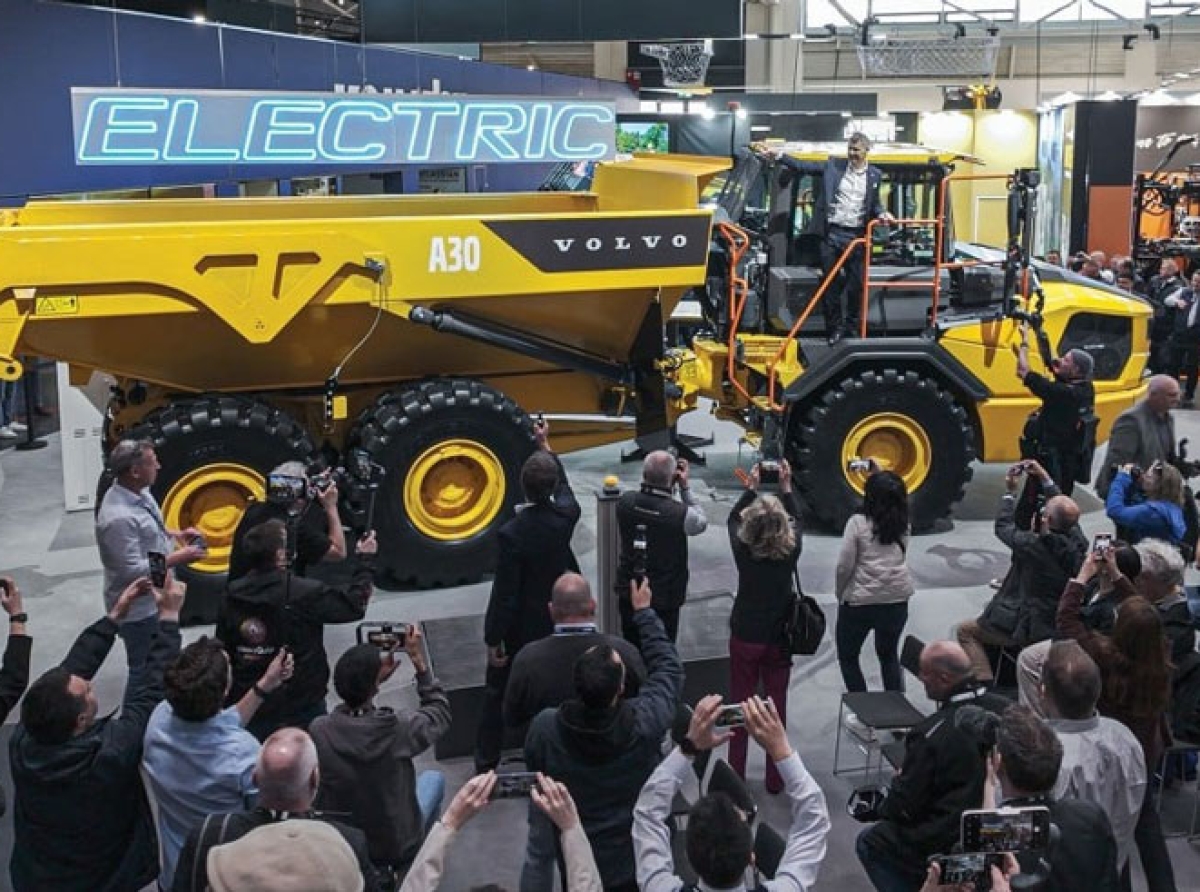 volvo-devoile-ses-tombereaux-electriques