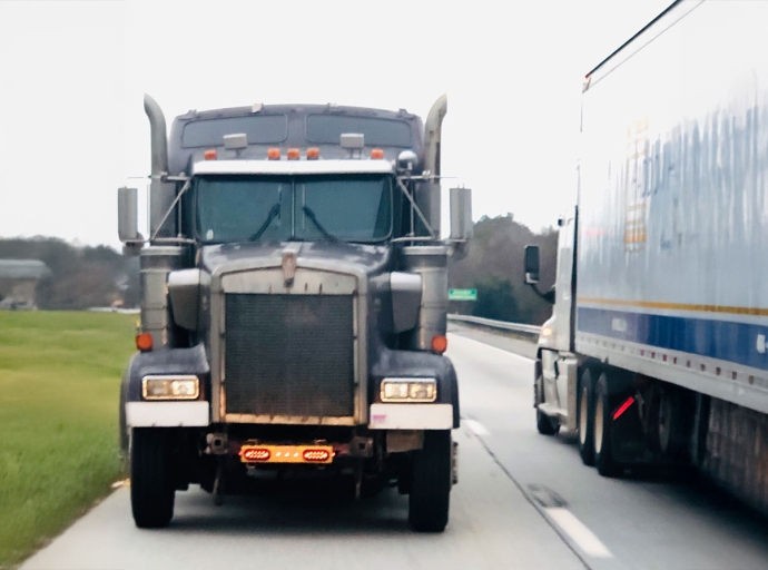 Crise des permis et sécurité routière : le CTA presse Ottawa d’intervenir