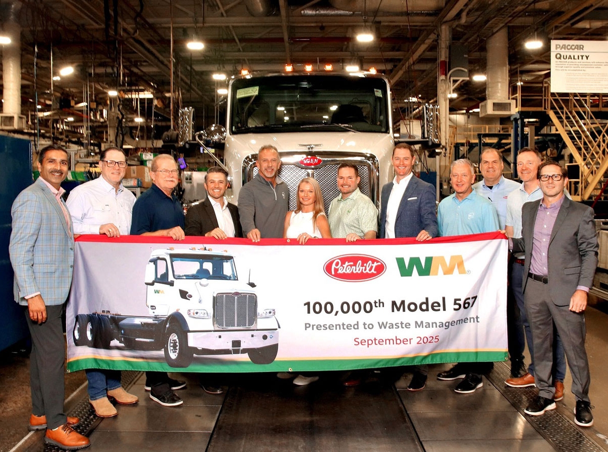 peterbilt-livre-son-100-000e-modele-567