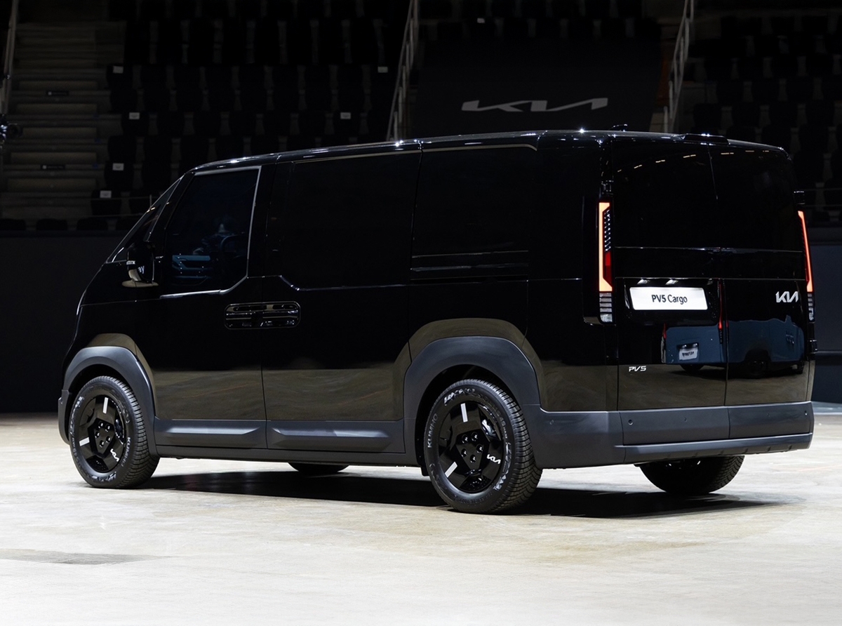 scania-devoile-un-nouveau-chassis-de-bus-hybride