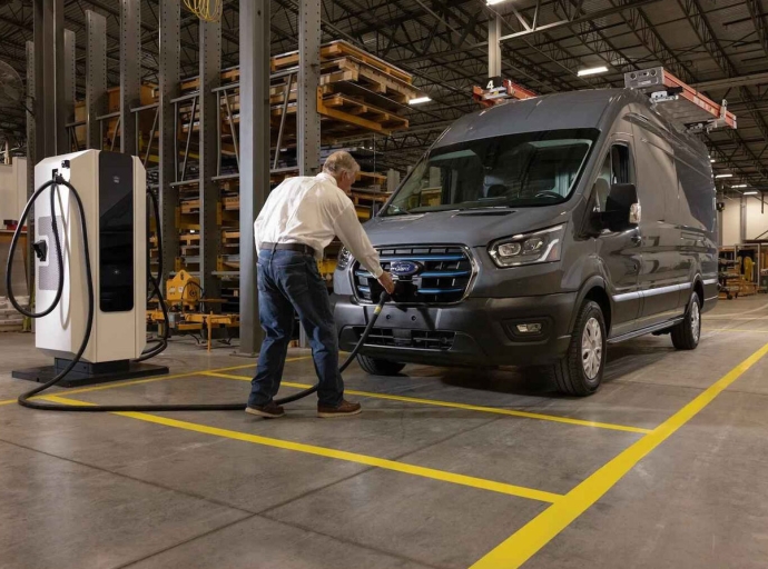Le fourgon Ford Transit est amélioré pour 2026