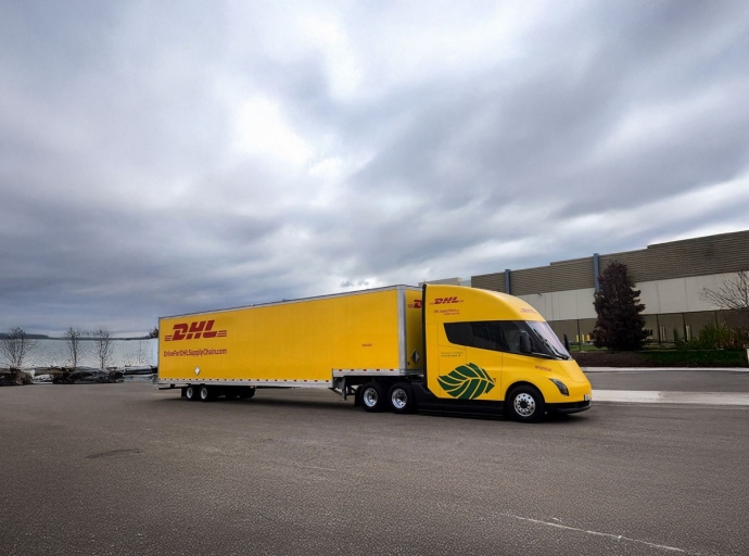 DHL prend livraison de son premier Tesla Semi