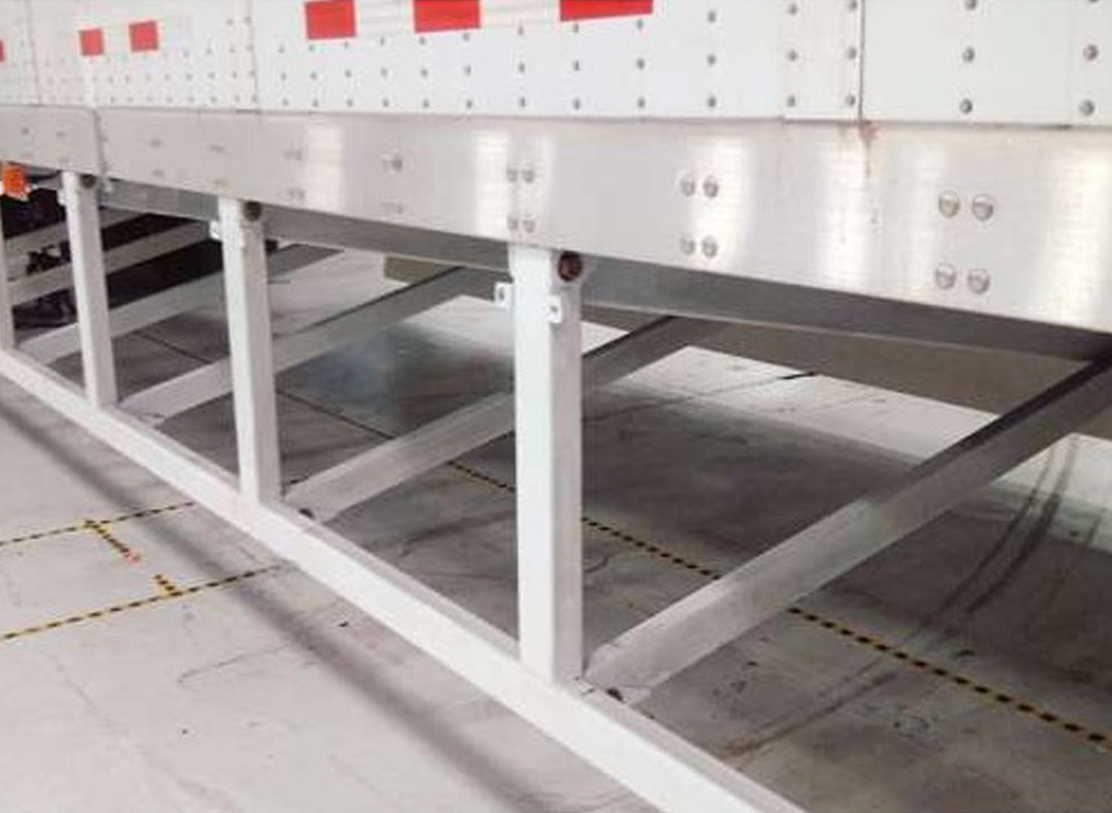 des-pare-chocs-pourraient-devenir-obligatoires-sous-les-camions-et-les-remorques