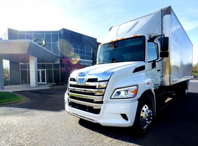 Hino lance la version électrique de son camion L