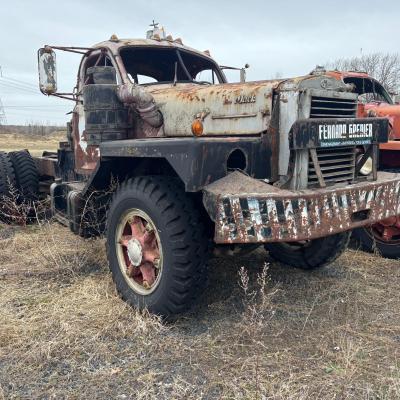 Mack B-81